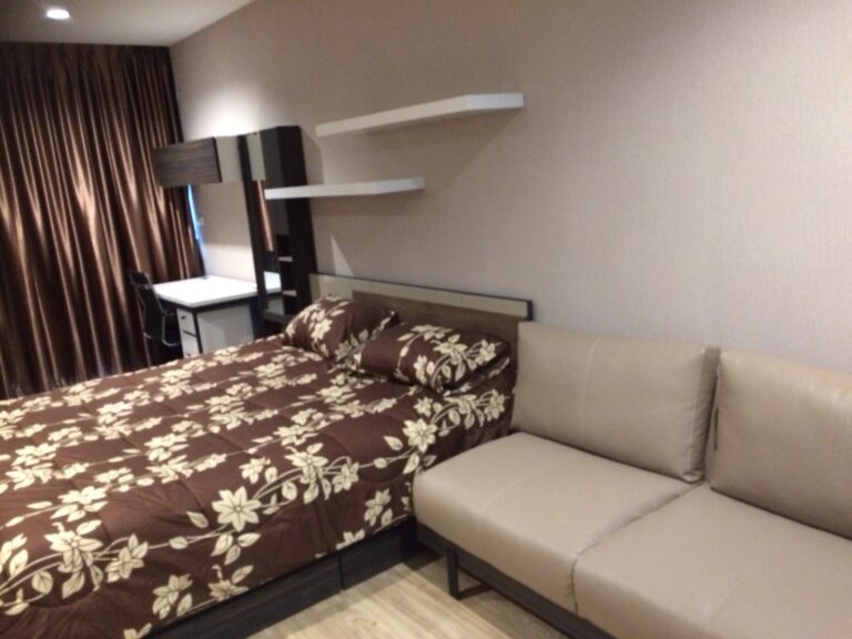 Ladda Plus Condominium Sriracha