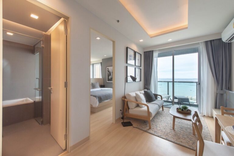 Yuu Residence Sriracha
