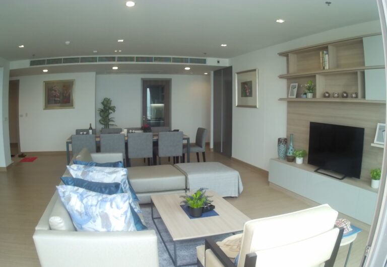 Sethiwan Sriracha Luxury Apartment