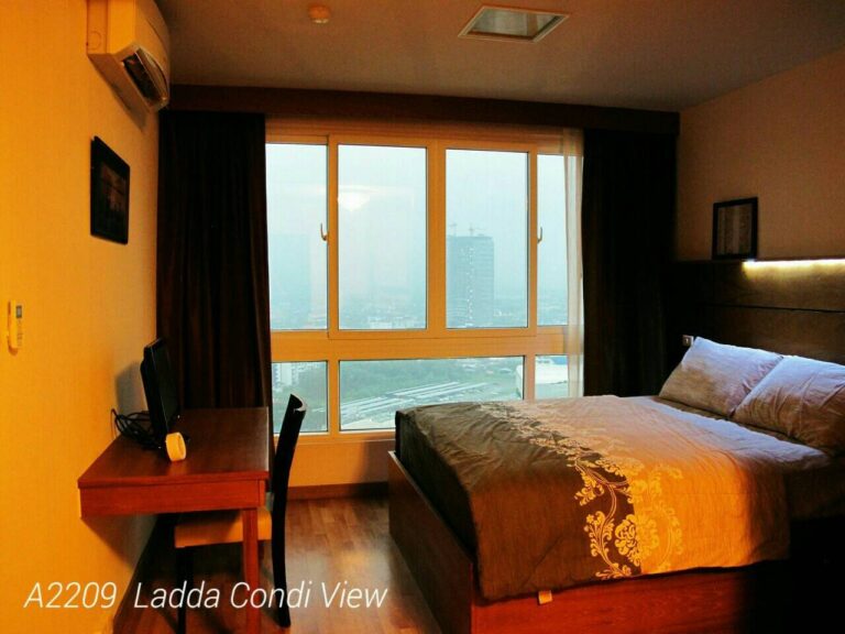 Ladda Condo View Condominium