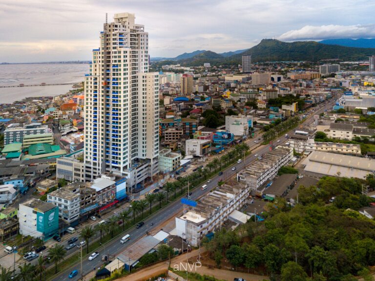 Sethiwan Sriracha Luxury Apartment