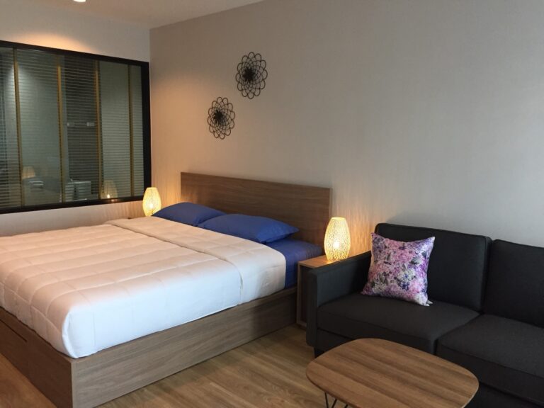 Ladda Plus Condominium Sriracha