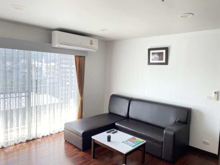 J-Town Serviced Apartment Sriracha