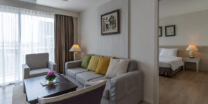 Classic Kameo Sriracha (Hotel & Serviced Apartments)｜2ベッドルームスイート（Two Bedroom Suiteページより。既存2br-living-01.jpgとは別カット）