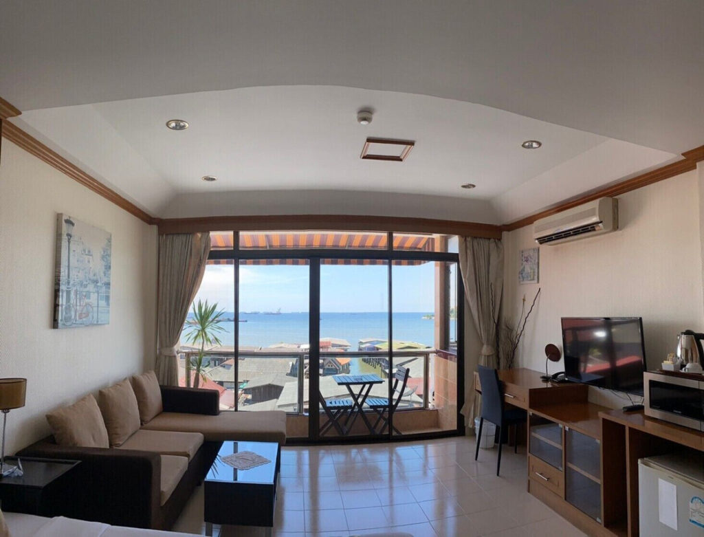 Seaview Sriracha Hotel