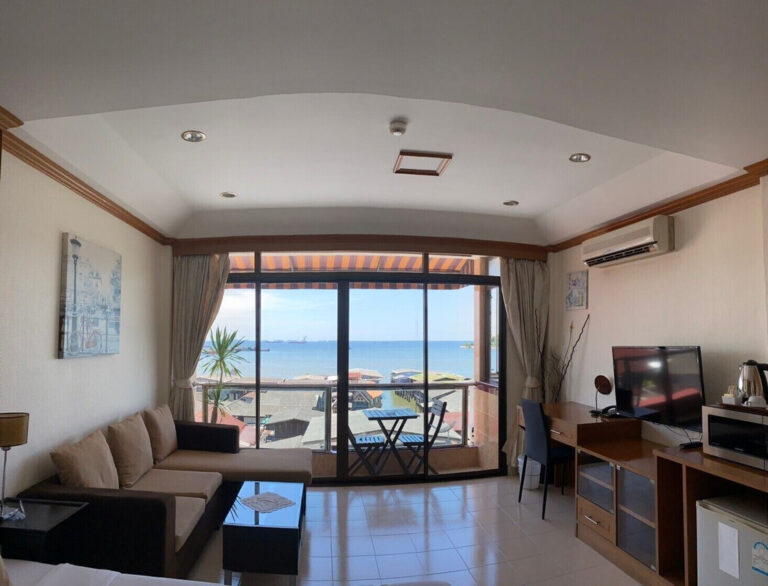 Seaview Sriracha Hotel