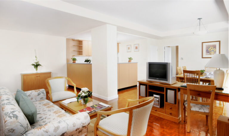 Karavel House