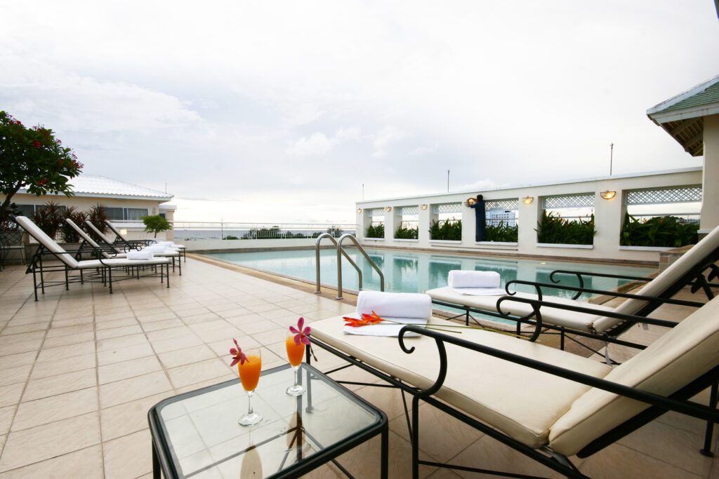 Karavel House Hotel & Serviced Apartments, Sriracha｜プール（Pool_01）