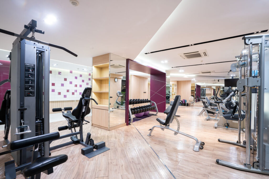 Pacific Park Hotel & Residence Sriracha｜フィットネスジム（ファイル名 Fitness-Slide-1 より）