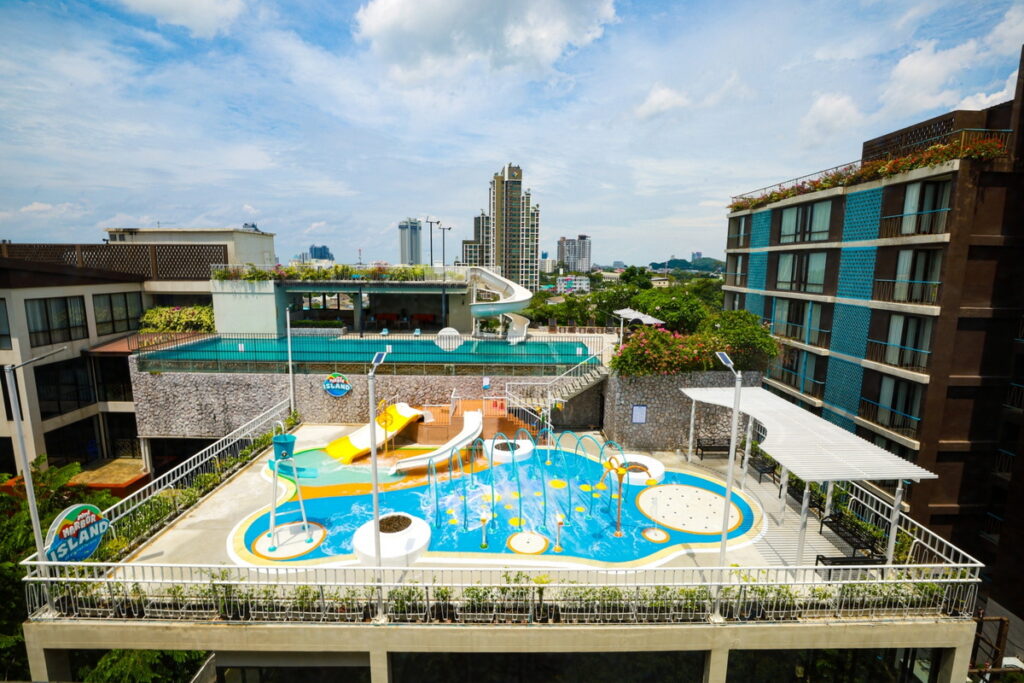 Balcony Courtyard Sriracha Hotel & Serviced Apartments｜プール（別アングル・目視確認済み）